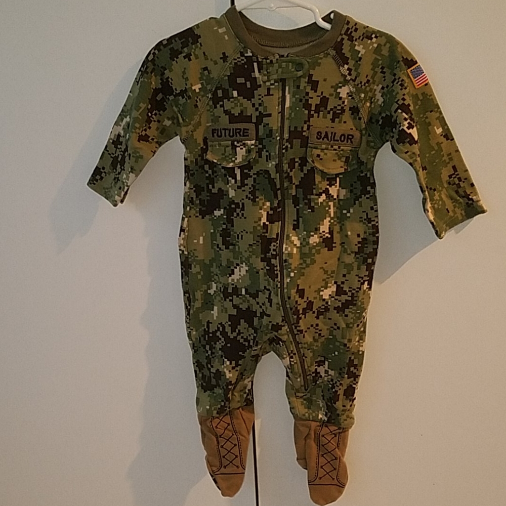 Navy Future Sailor onesie size 9-12 months